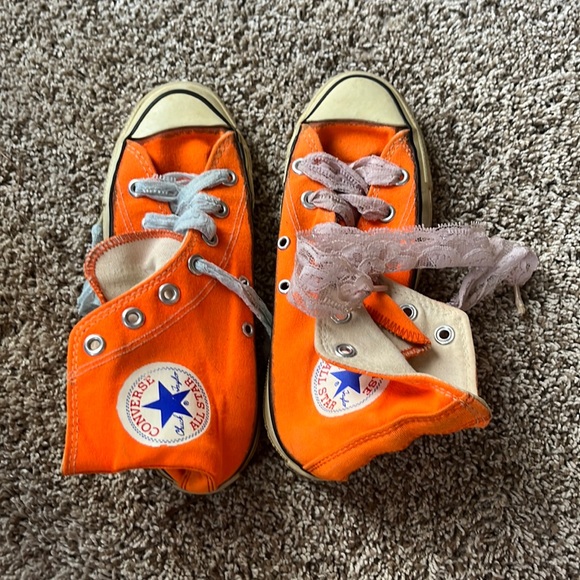 Converse Shoes - Vintage orange converse size 7-8
